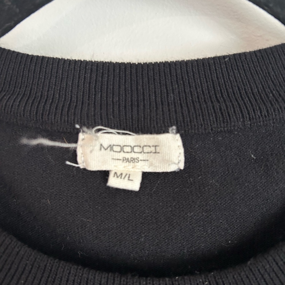 Moocci Paris Women’s Size Small Sweater Black Diamond-Embellished Crewneck - Picture 2 of 4